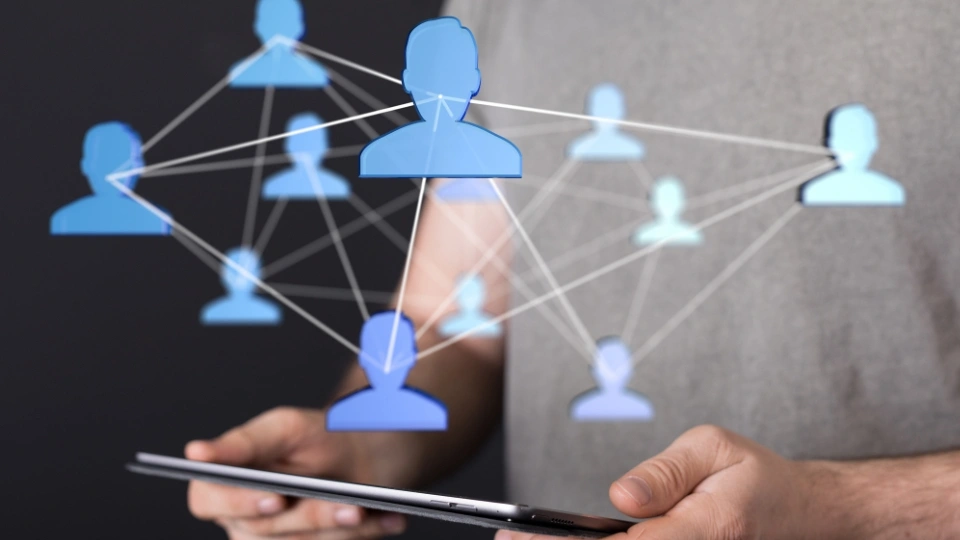 The Best Ways to Network in Your Industry: How FxCareer.eu Can Accelerate Your Career Growth